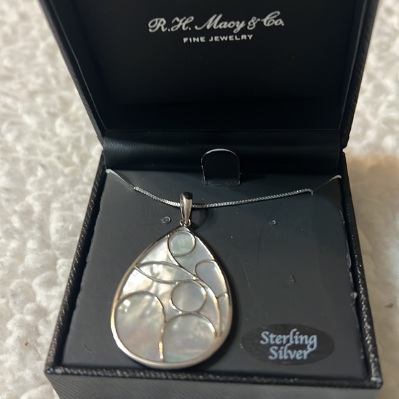 Sterling silver and mother of pearl necklace - Picture 5 of 5